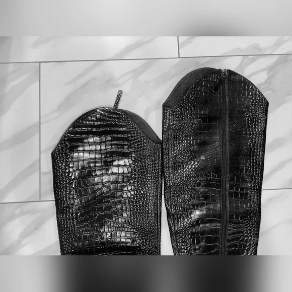 Jennifer Le Caiman Combat Boots - Picture 10 of 15